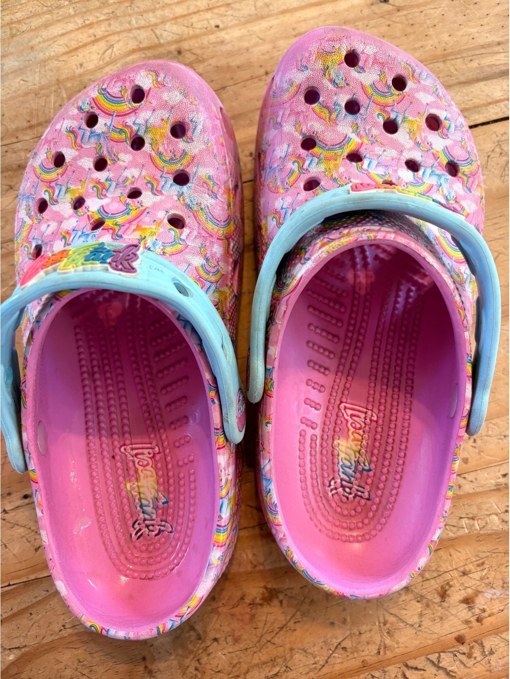 Crocs Classic Lisa Frank Unicorn Pink Clogs Kids Youth Size J2 Rainbow